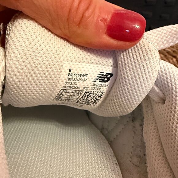 New Balance Cream and Gray Sneakers - 7.5 - Picture 10 of 10